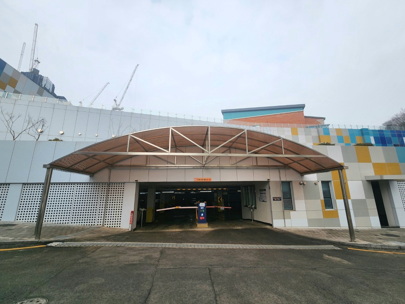 광명동초 지하공영주차장